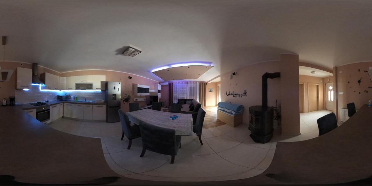 Adriana Apartment *