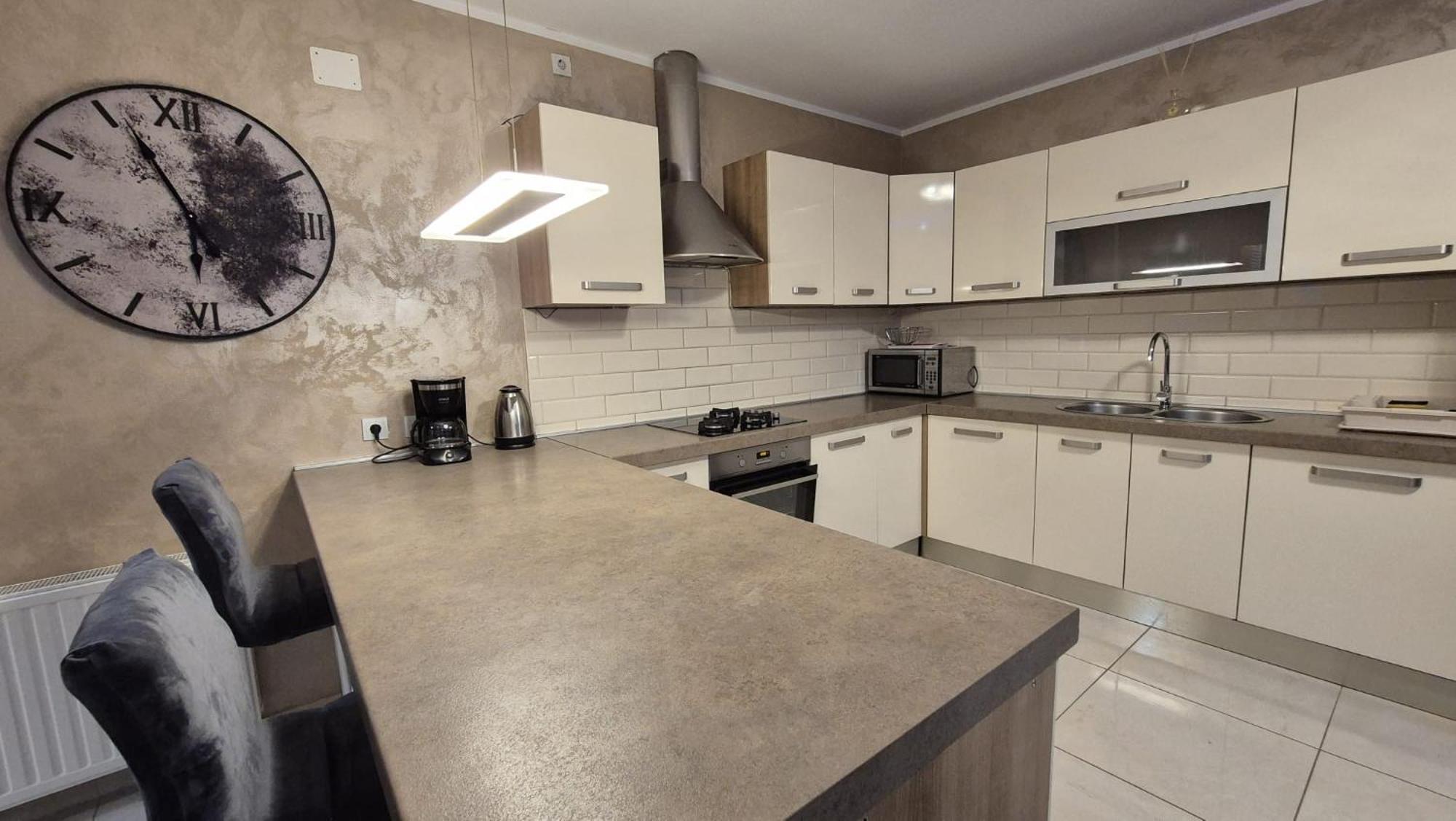 Apartment Adriana *